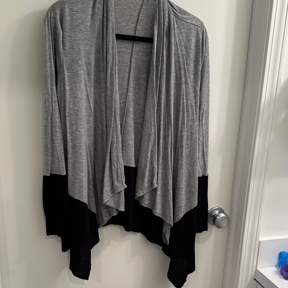 AB Studio Gray and Black Open Front Sweater